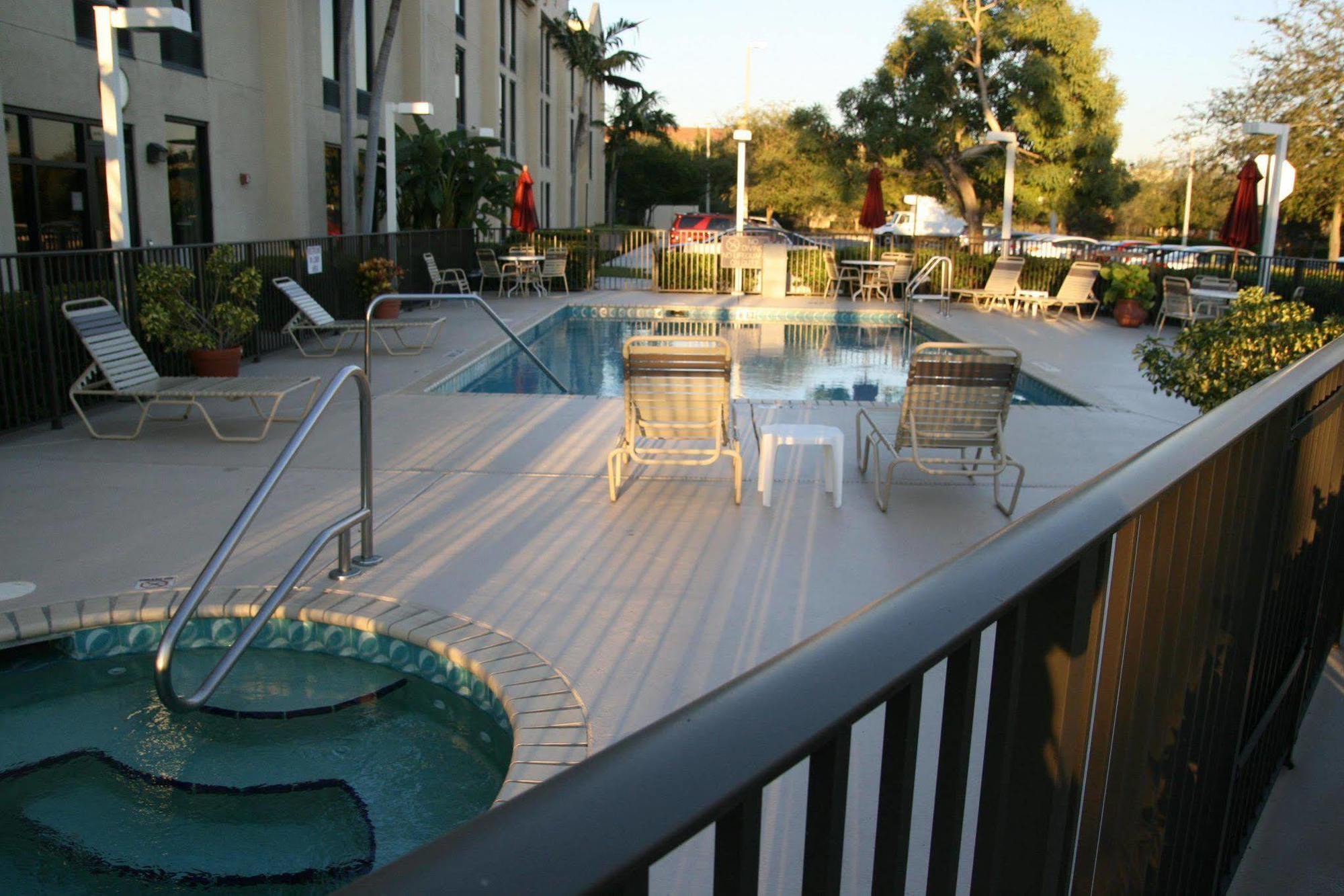 Hampton Inn Commercial Boulevard-Fort Lauderdale Tamarac Exterior foto